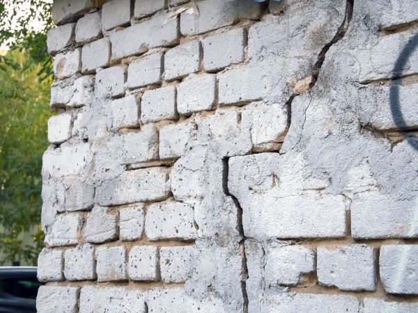 Cracked Brick Wall Repair in Amarillo
